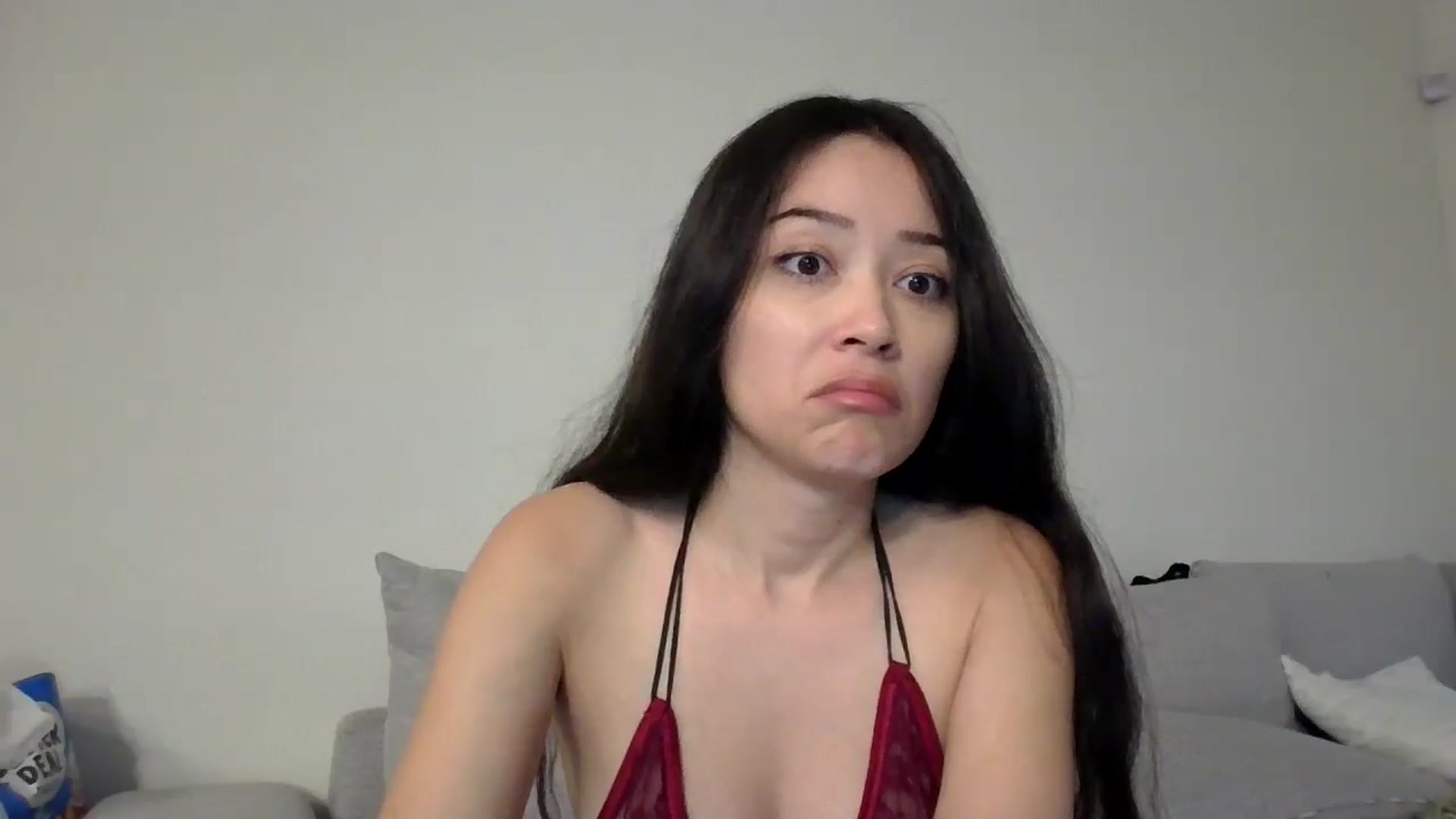 Gallery image thumbnail from hunniinut's myfreecams stream on, 03/29/2026, 22:14 image 19 of 20