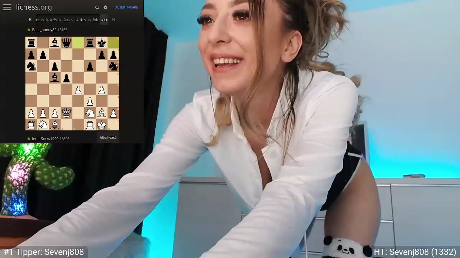 Gallery image thumbnail from hunny_bunny25's myfreecams stream on, 12/03/2022, 03:23 image 8 of 20