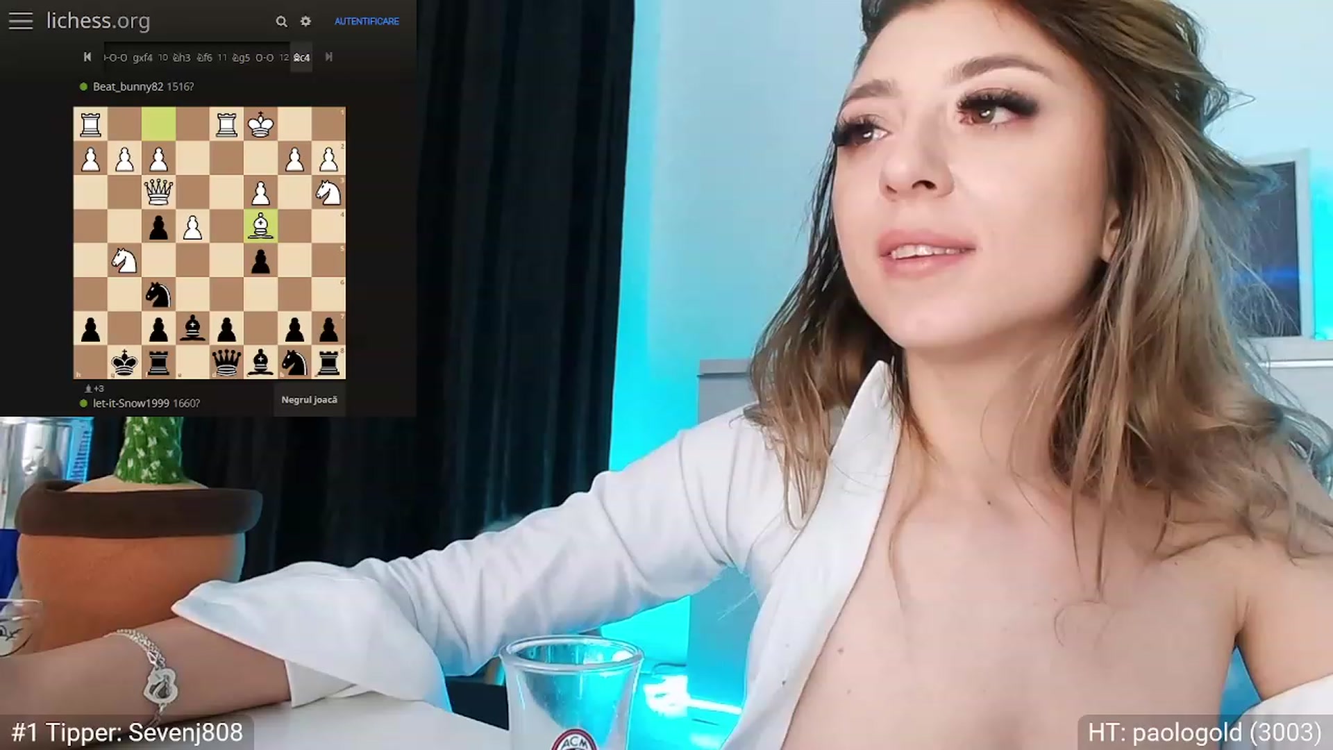 Gallery image thumbnail from hunny_bunny25's myfreecams stream on, 12/03/2022, 04:55 image 12 of 20