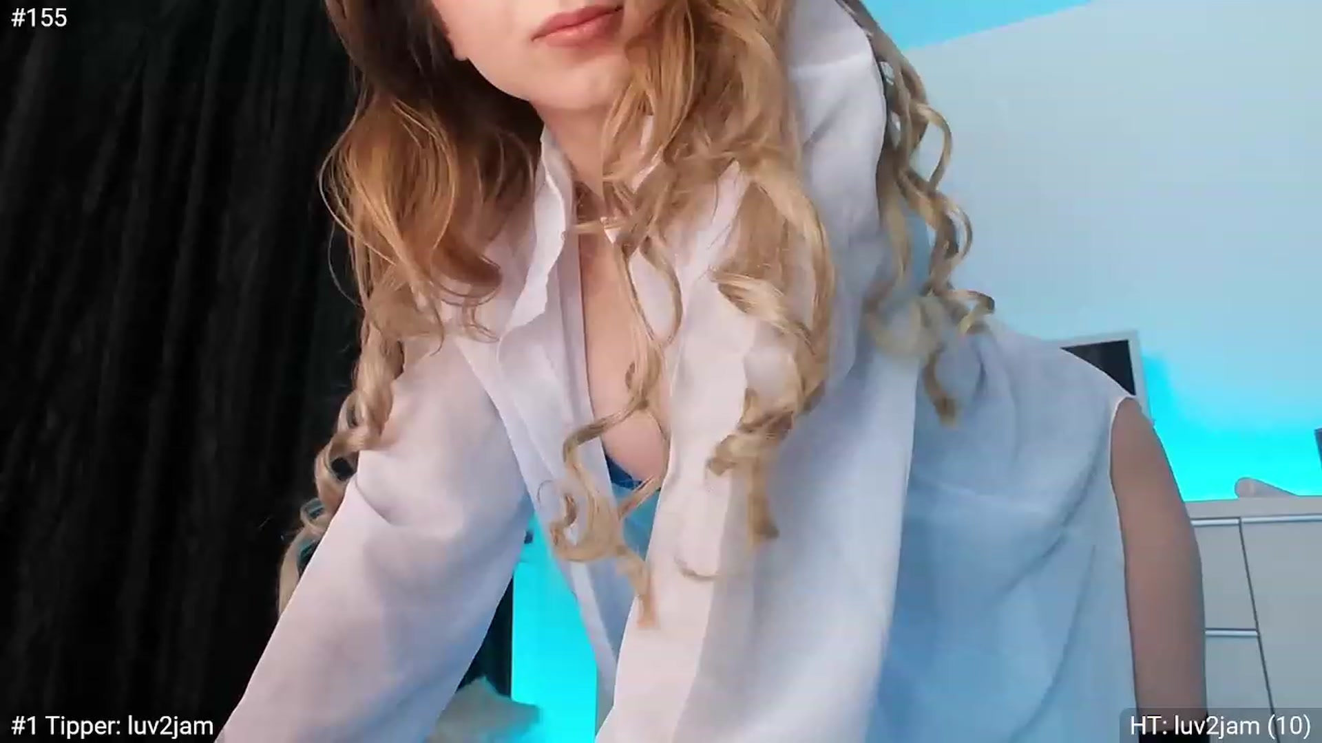 Gallery image thumbnail from hunny_bunny25's myfreecams stream on, 12/08/2022, 24:21 image 14 of 20