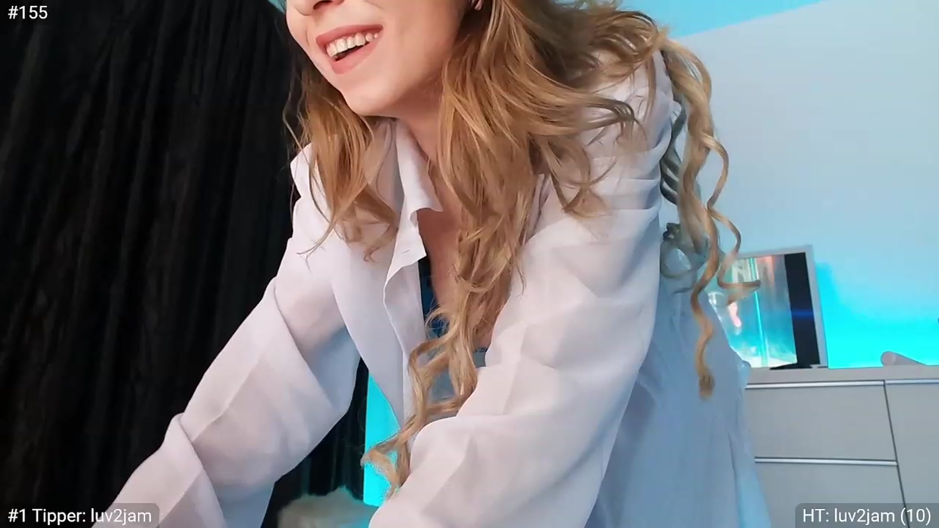 Gallery image thumbnail from hunny_bunny25's myfreecams stream on, 12/08/2022, 24:21 image 11 of 20
