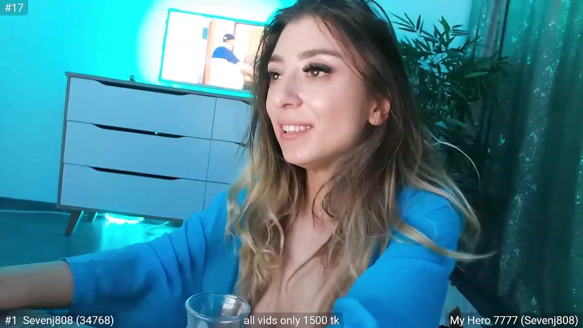 Gallery image thumbnail from hunny_bunny25's myfreecams stream on, 11/04/2023, 05:27 image 17 of 20