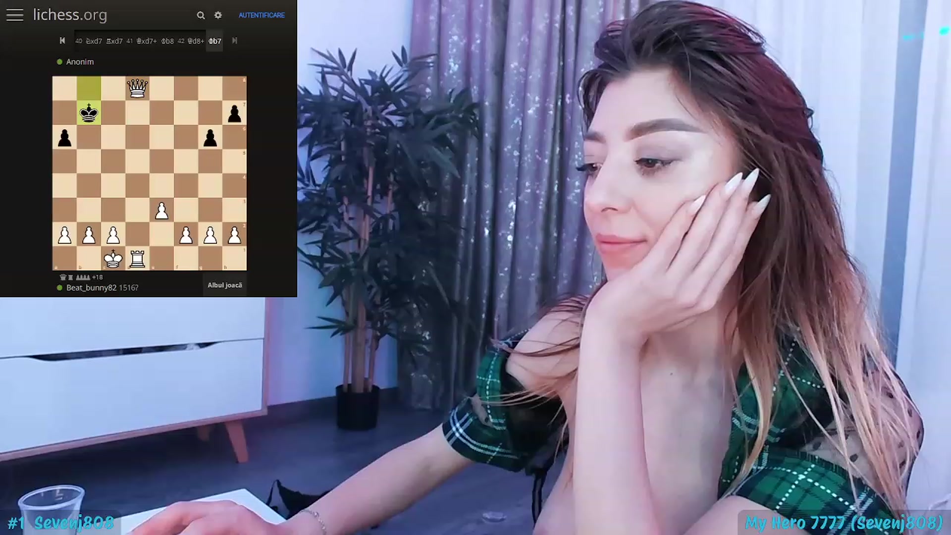 Gallery image thumbnail from hunny_bunny25's myfreecams stream on, 03/18/2024, 02:56 image 8 of 20