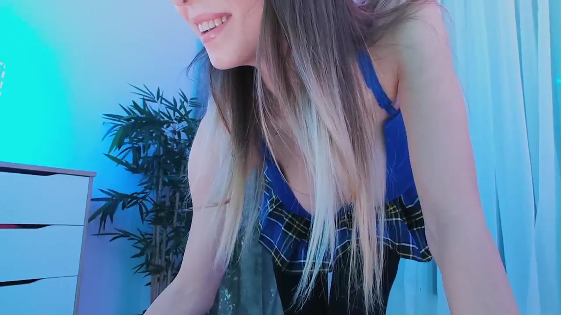 Gallery image thumbnail from hunny_bunny25's myfreecams stream on, 05/11/2024, 05:14 image 2 of 20