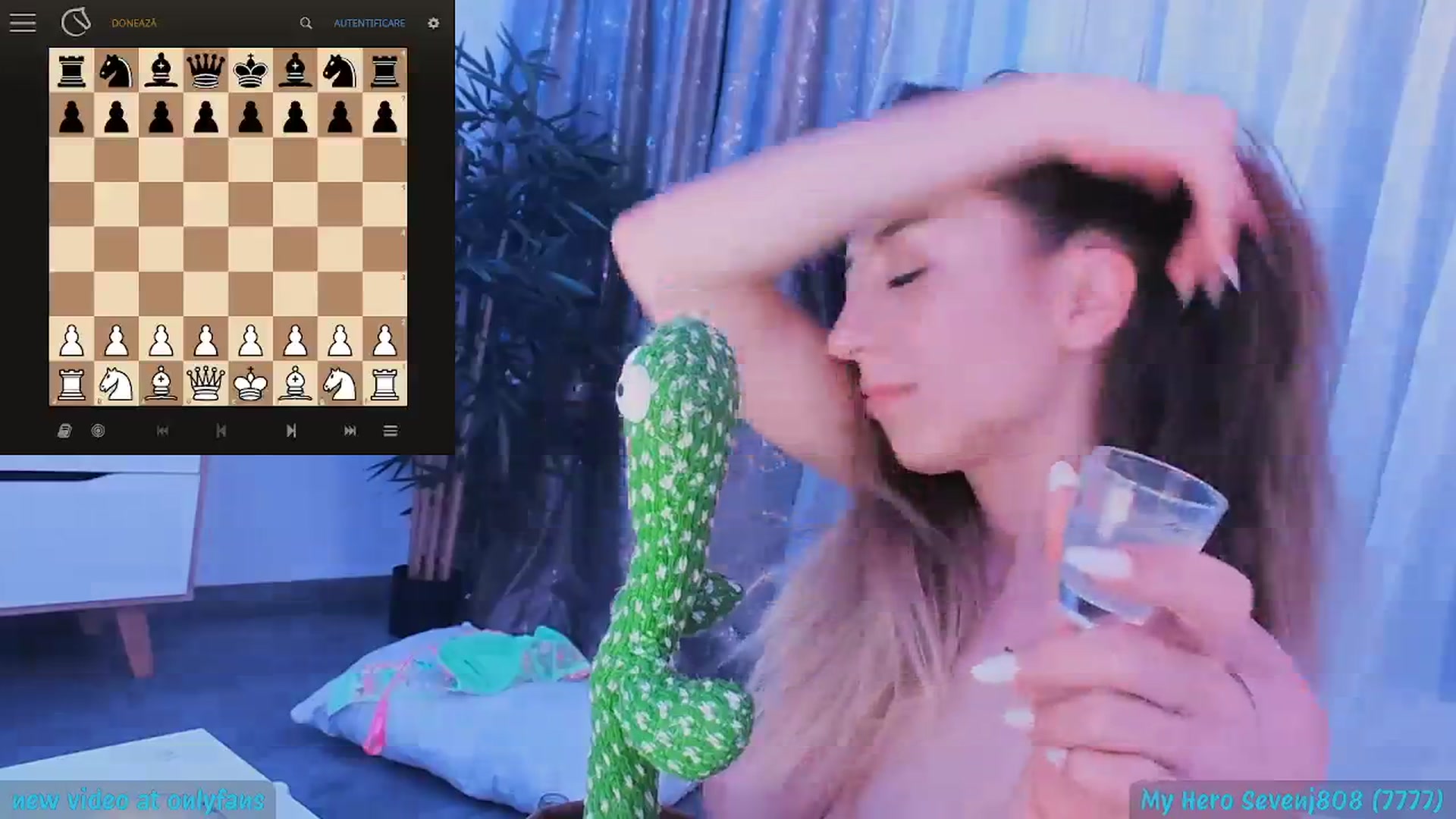 Gallery image thumbnail from hunny_bunny25's myfreecams stream on, 06/01/2024, 03:56 image 10 of 20