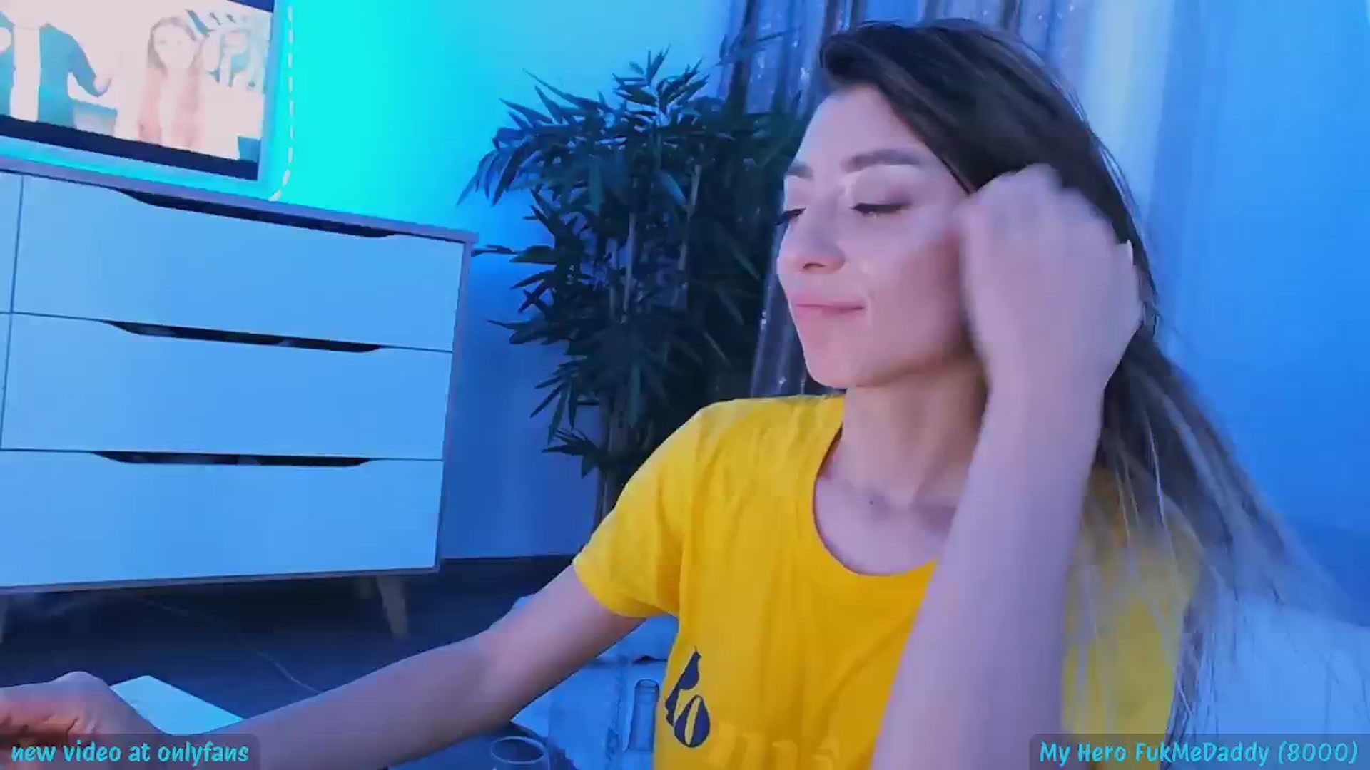 Gallery image thumbnail from hunny_bunny25's myfreecams stream on, 06/29/2024, 07:20 image 14 of 20