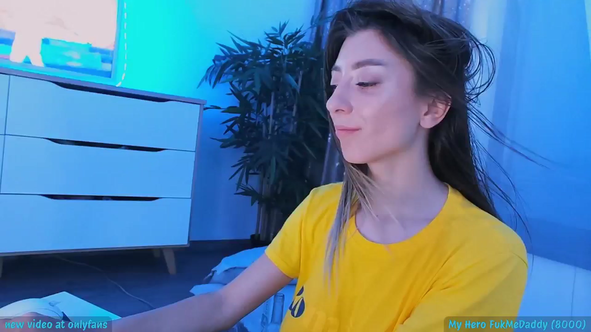 Gallery image thumbnail from hunny_bunny25's myfreecams stream on, 06/29/2024, 07:20 image 17 of 20