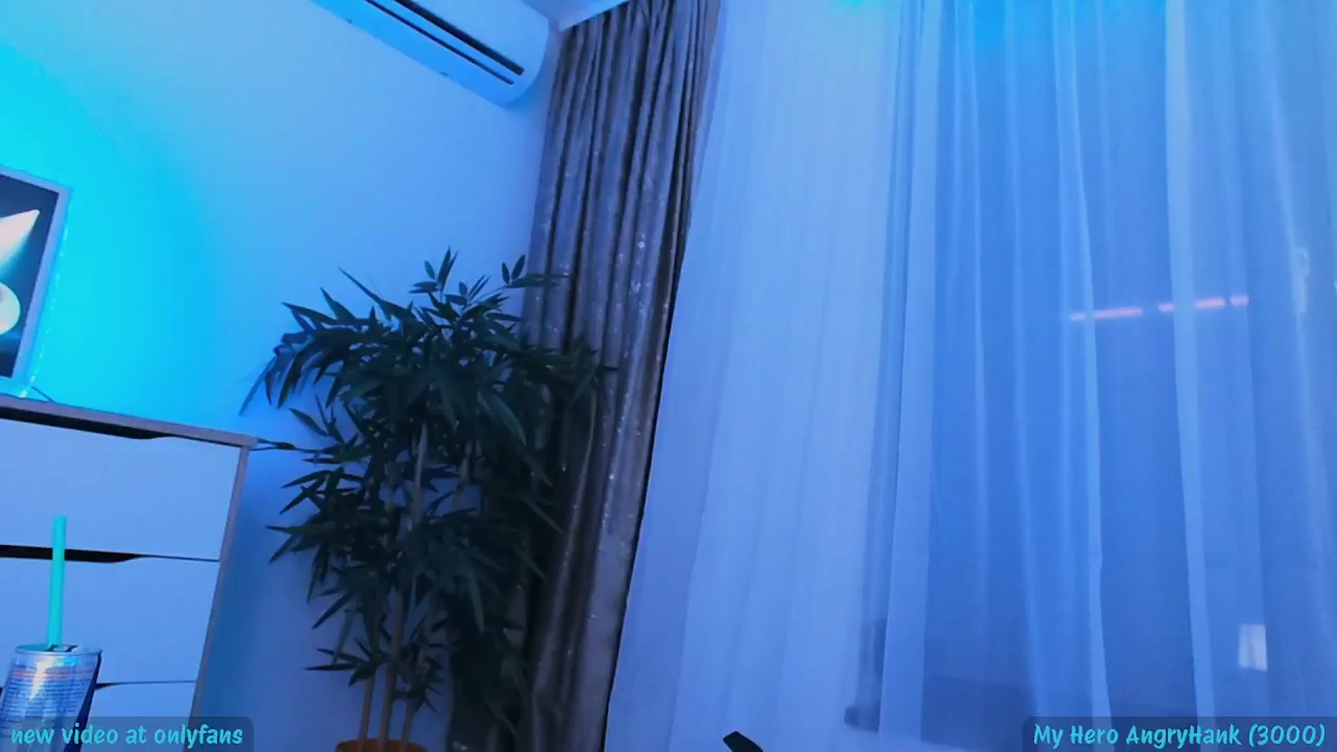 Gallery image thumbnail from hunny_bunny25's myfreecams stream on, 08/03/2024, 03:45 image 5 of 20