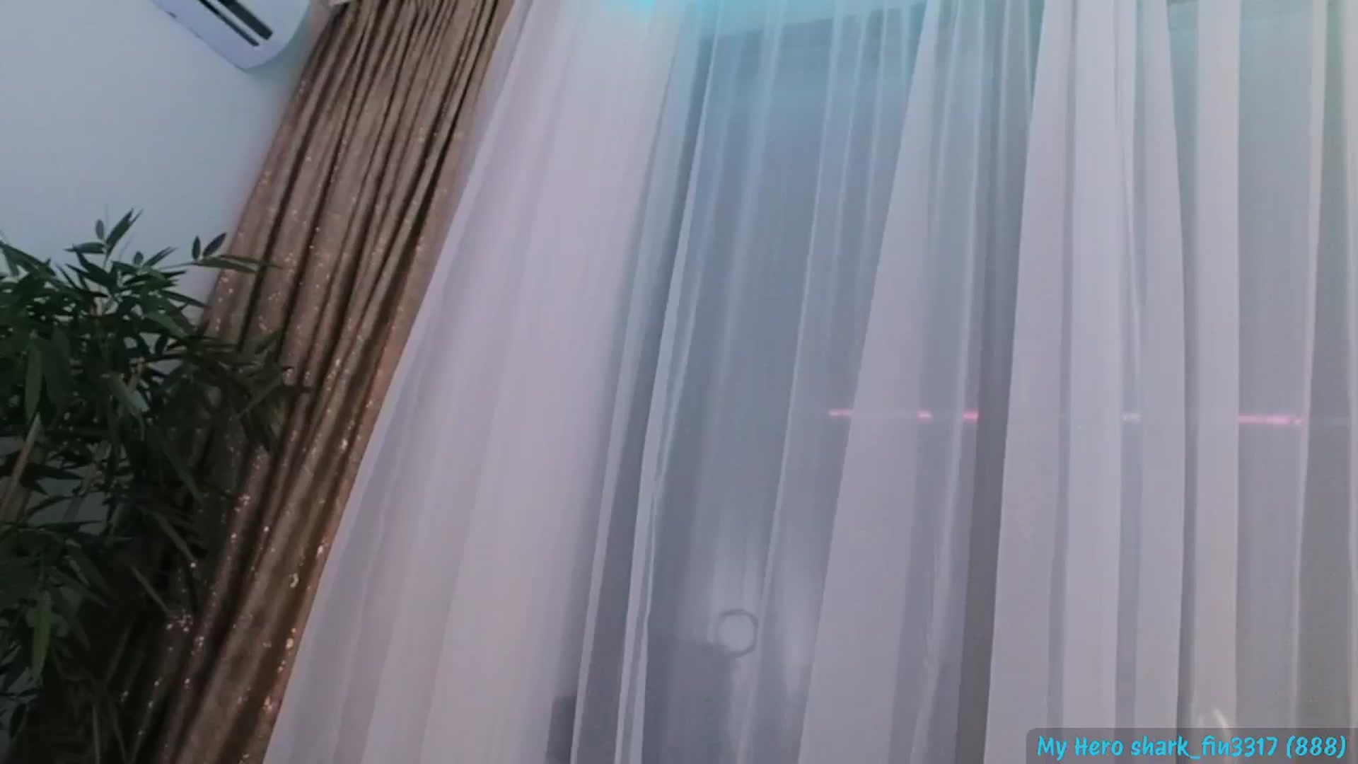 Gallery image thumbnail from hunny_bunny25's myfreecams stream on, 09/02/2024, 02:43 image 14 of 20
