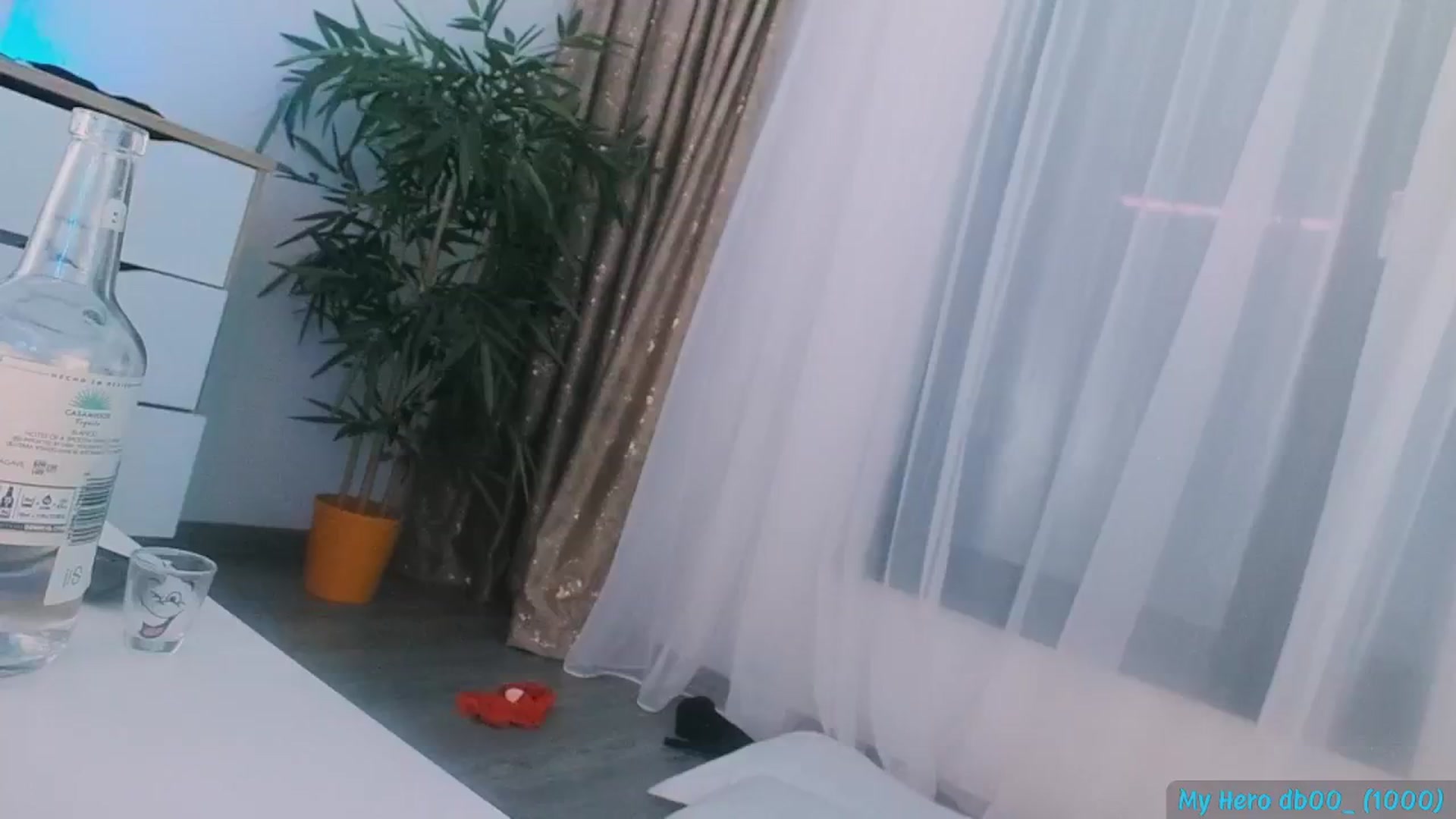 Gallery image thumbnail from hunny_bunny25's myfreecams stream on, 09/02/2024, 07:08 image 12 of 20