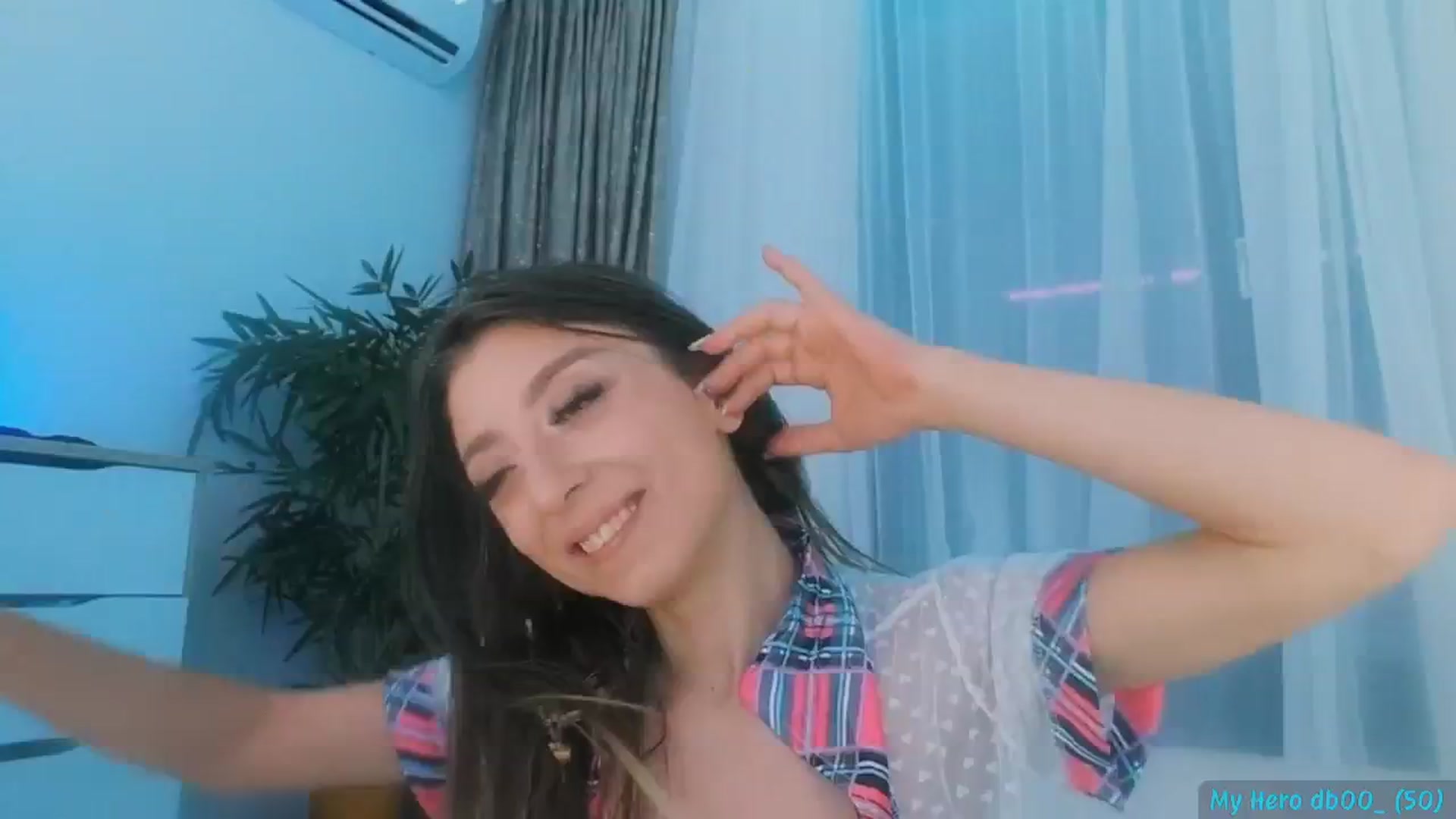 Gallery image thumbnail from hunny_bunny25's myfreecams stream on, 09/02/2024, 07:43 image 4 of 20