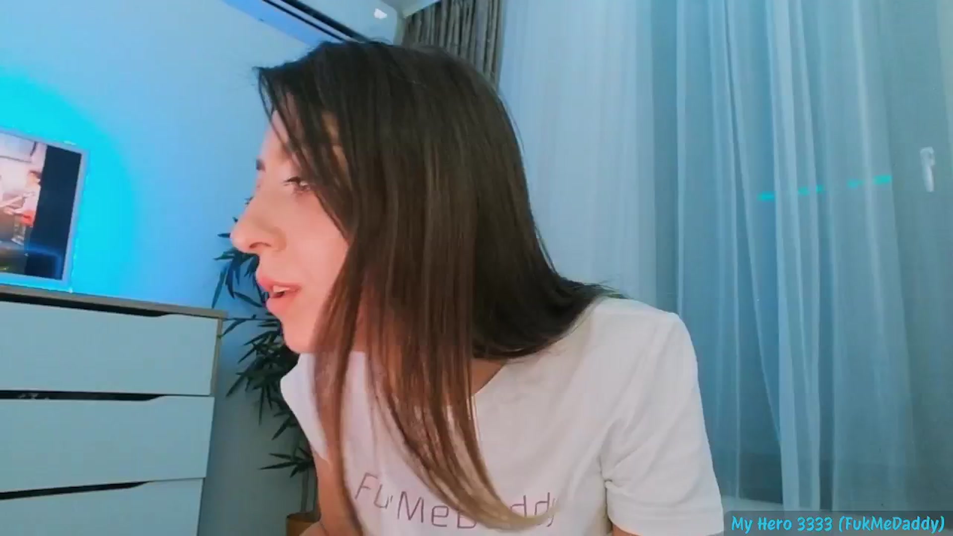 Gallery image thumbnail from hunny_bunny25's myfreecams stream on, 09/28/2024, 02:02 image 4 of 20