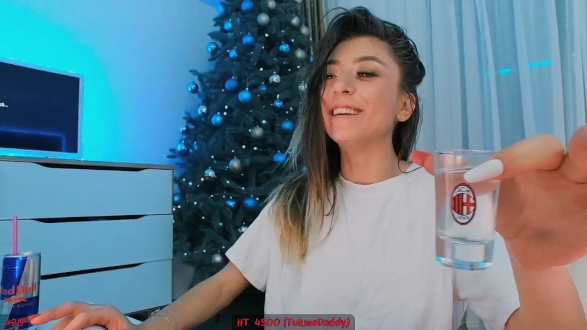 Gallery image thumbnail from hunny_bunny25's myfreecams stream on, 12/07/2024, 04:29 image 10 of 20