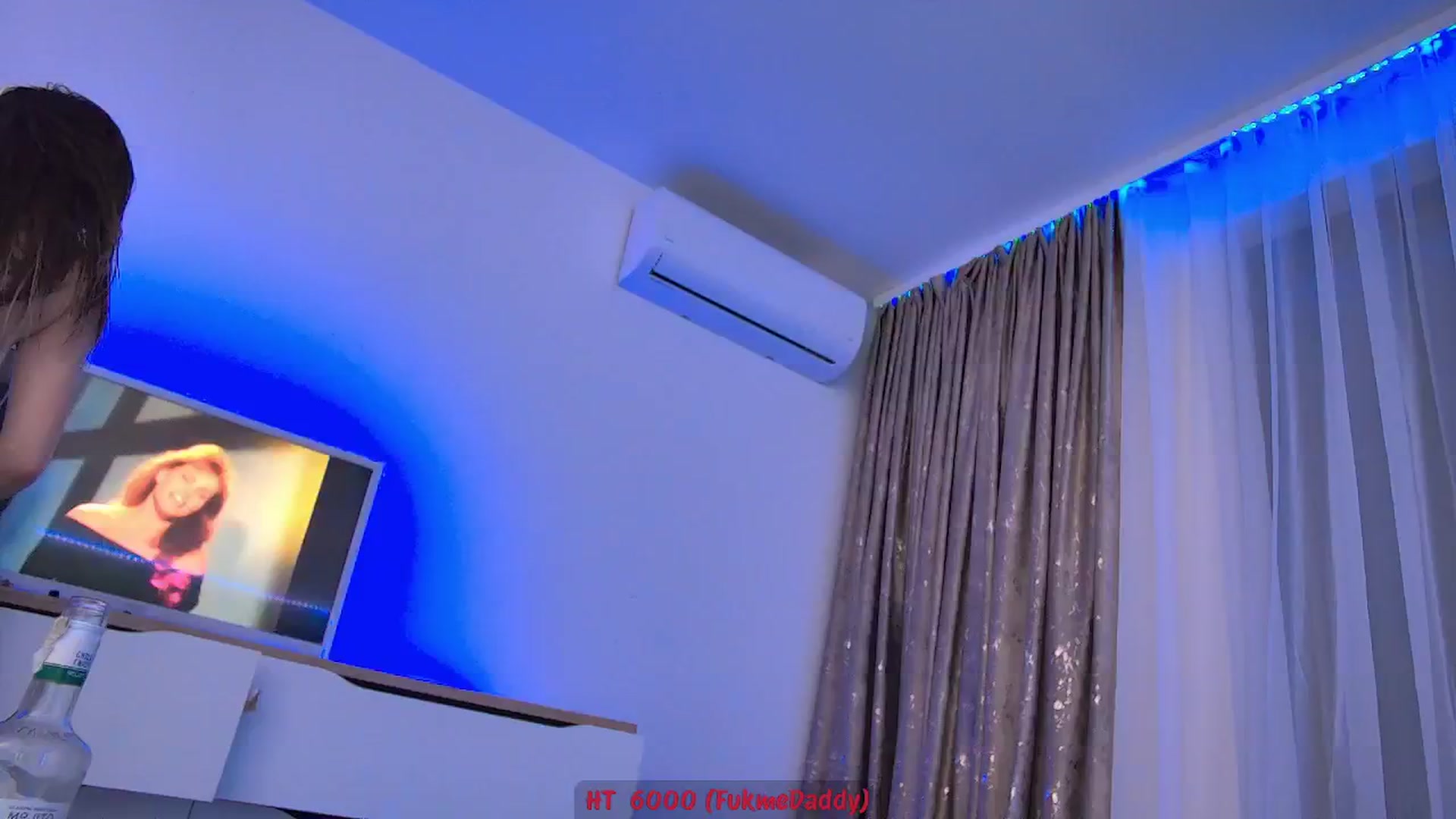 Gallery image thumbnail from hunny_bunny25's myfreecams stream on, 03/03/2025, 07:51 image 14 of 20