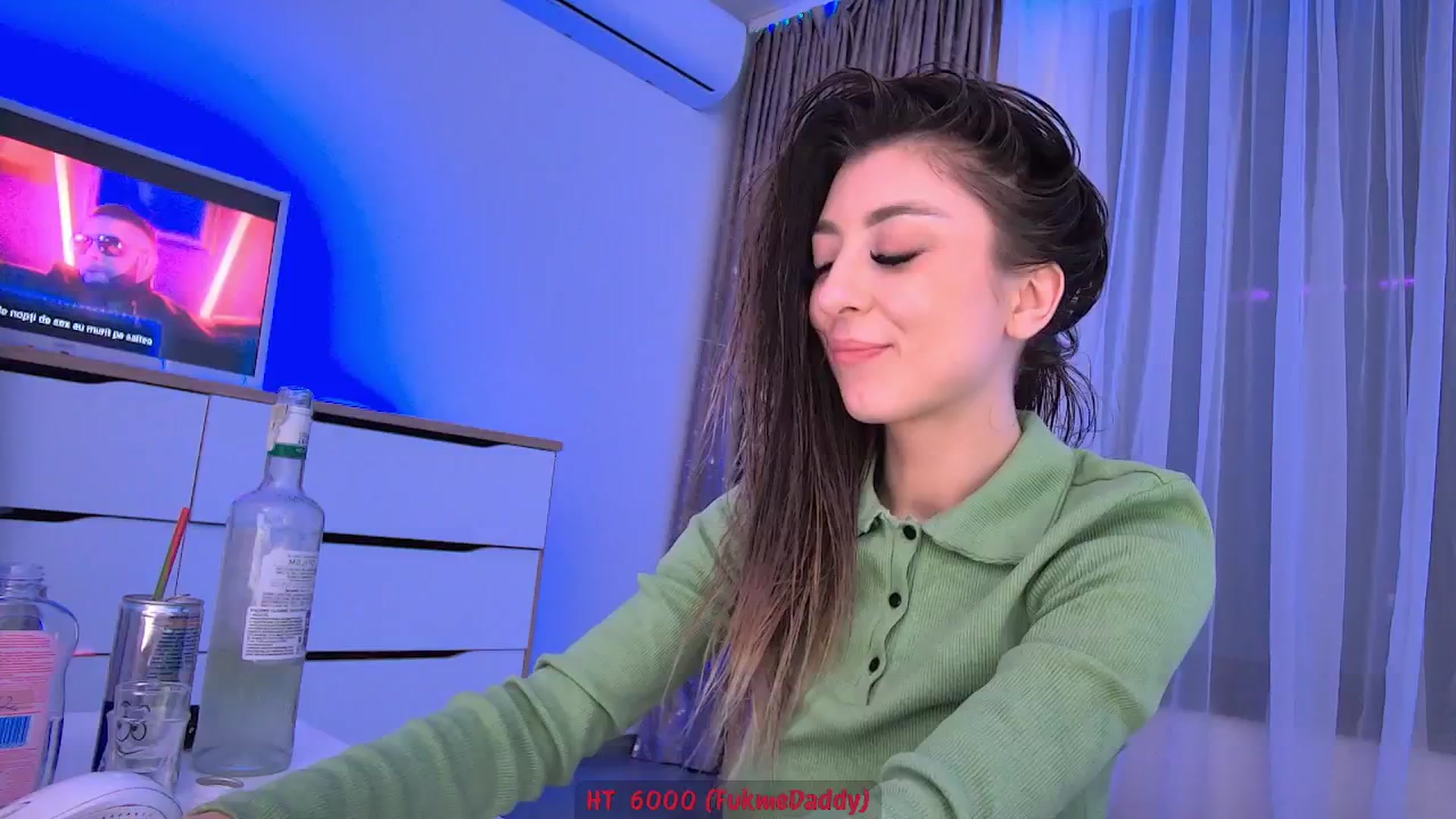 Gallery image thumbnail from hunny_bunny25's myfreecams stream on, 03/03/2025, 07:51 image 1 of 20