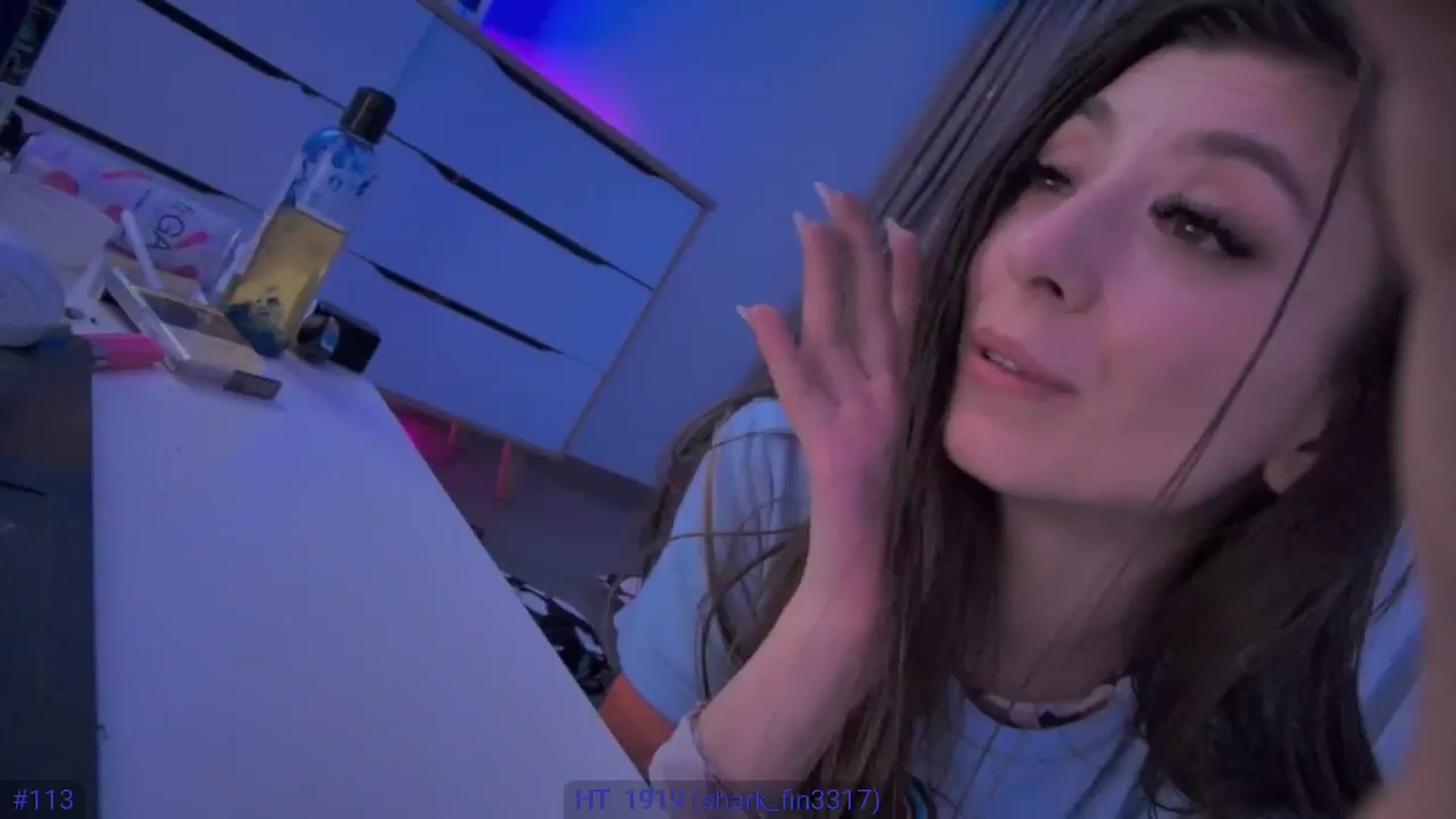 Gallery image thumbnail from hunny_bunny25's myfreecams stream on, 05/17/2025, 08:07 image 19 of 20