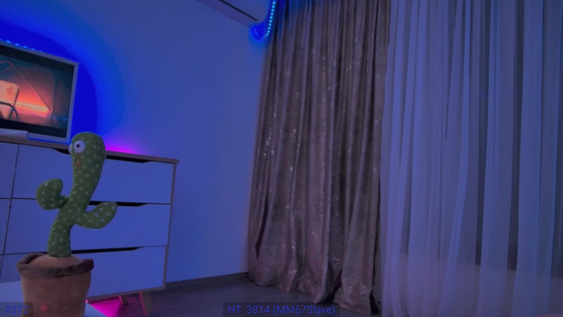 Gallery image thumbnail from hunny_bunny25's myfreecams stream on, 05/31/2025, 02:59 image 7 of 20