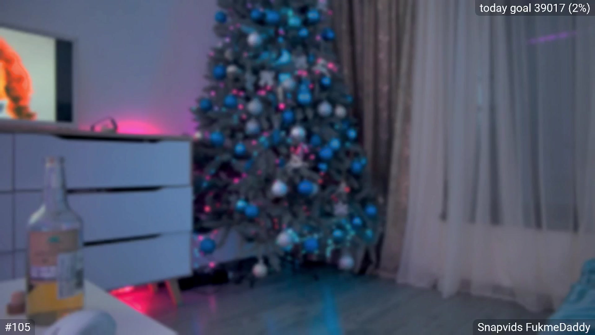 Gallery image thumbnail from hunny_bunny25's myfreecams stream on, 12/27/2025, 02:44 image 14 of 20