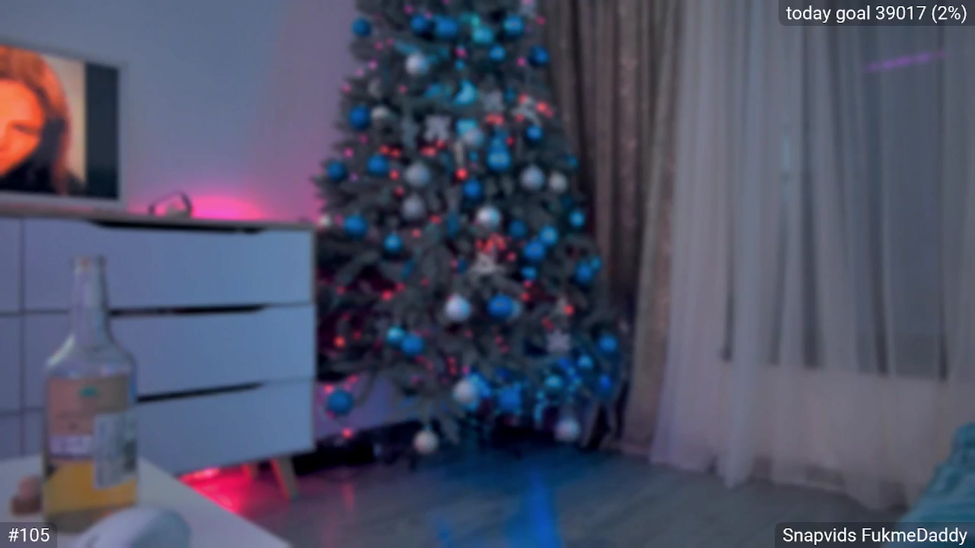 Gallery image thumbnail from hunny_bunny25's myfreecams stream on, 12/27/2025, 02:44 image 13 of 20