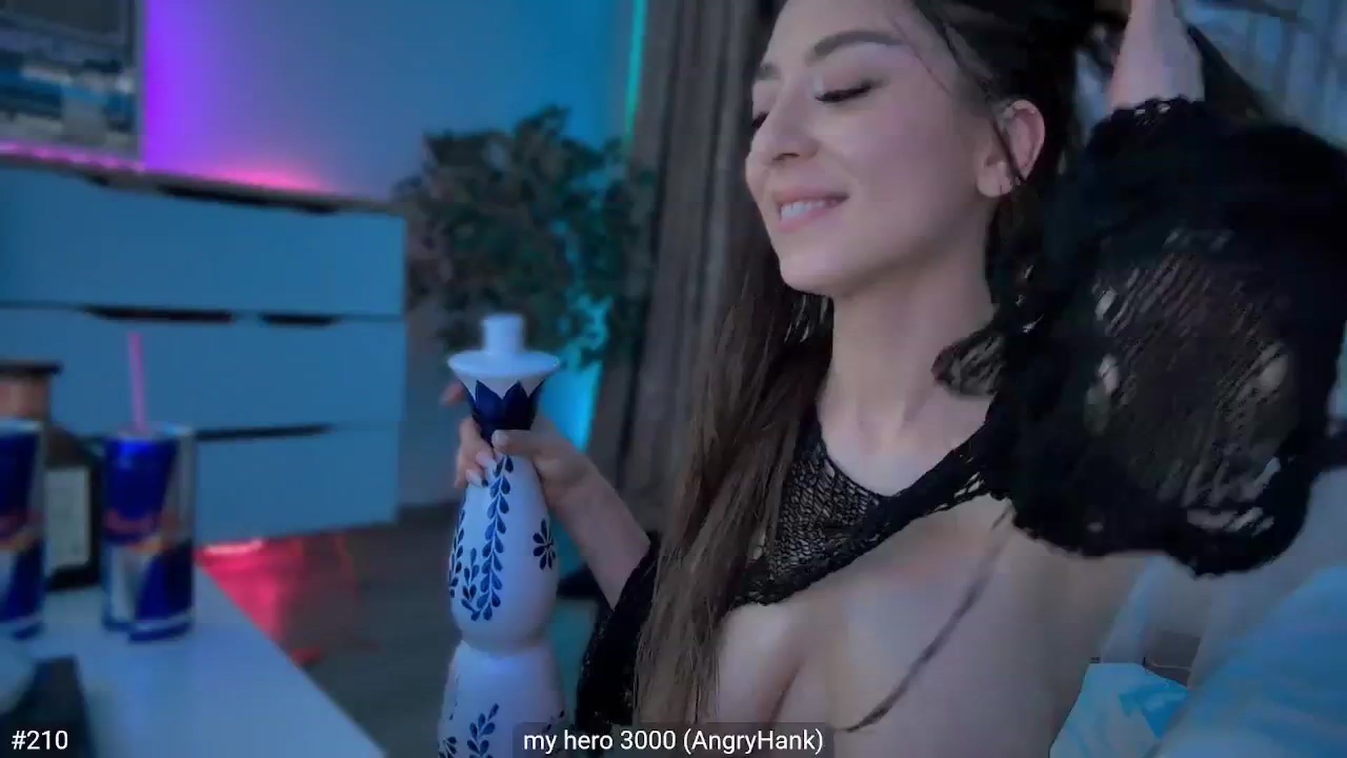 Gallery image thumbnail from hunny_bunny25's myfreecams stream on, 01/24/2026, 05:45 image 9 of 20