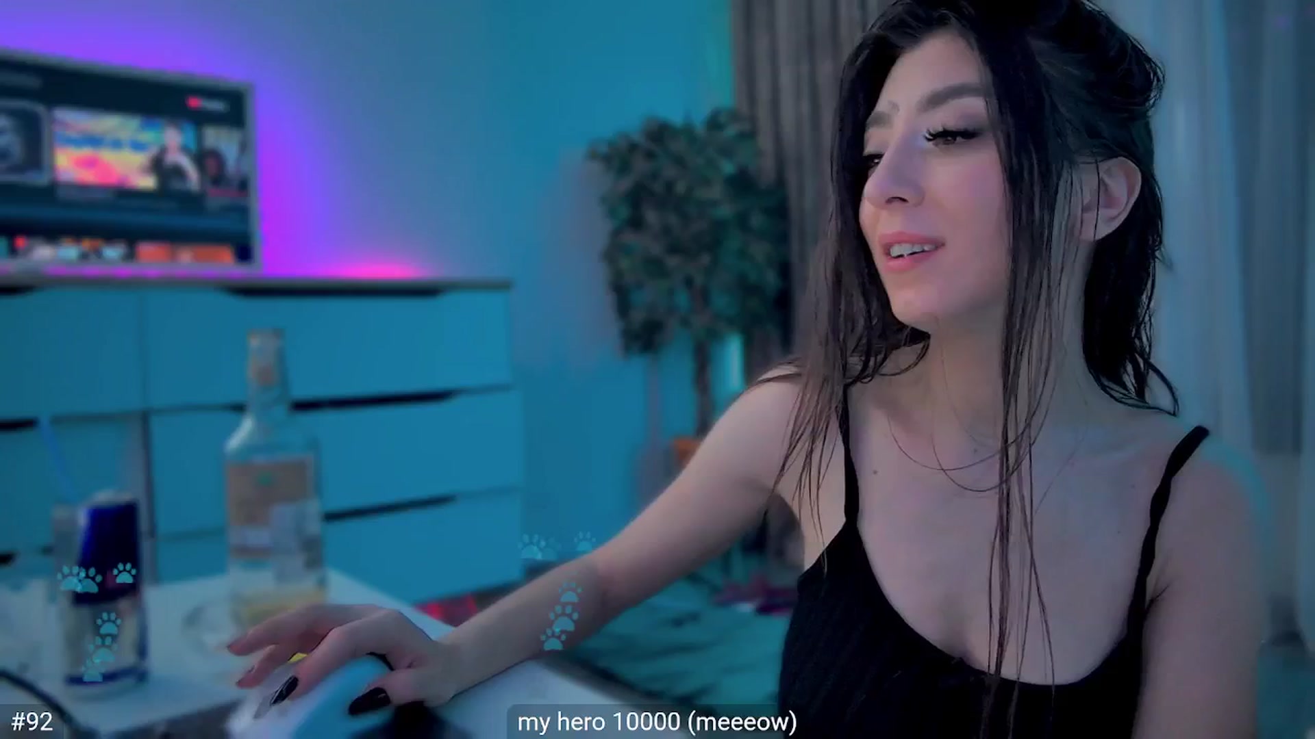 Gallery image thumbnail from hunny_bunny25's myfreecams stream on, 02/28/2026, 06:52 image 14 of 20