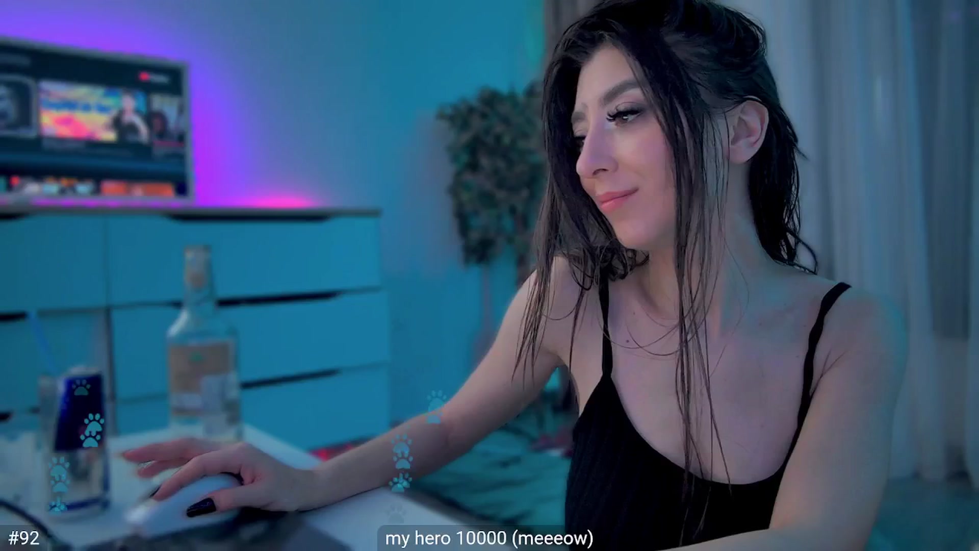 Gallery image thumbnail from hunny_bunny25's myfreecams stream on, 02/28/2026, 06:52 image 13 of 20