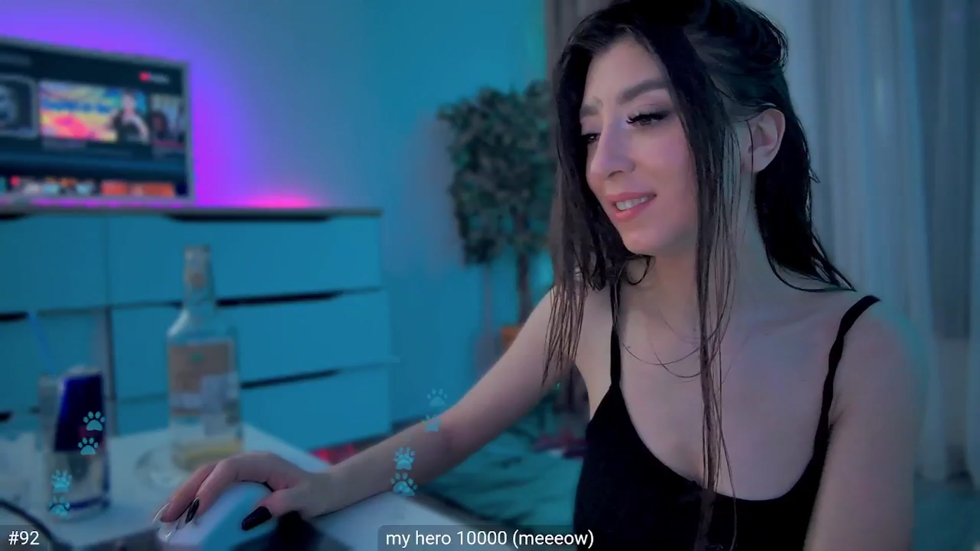 Gallery image thumbnail from hunny_bunny25's myfreecams stream on, 02/28/2026, 06:52 image 15 of 20