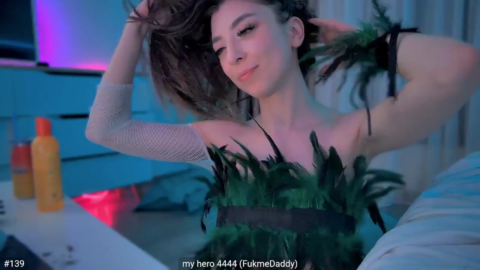Gallery image thumbnail from hunny_bunny25's myfreecams stream on, 03/07/2026, 09:04 image 3 of 20
