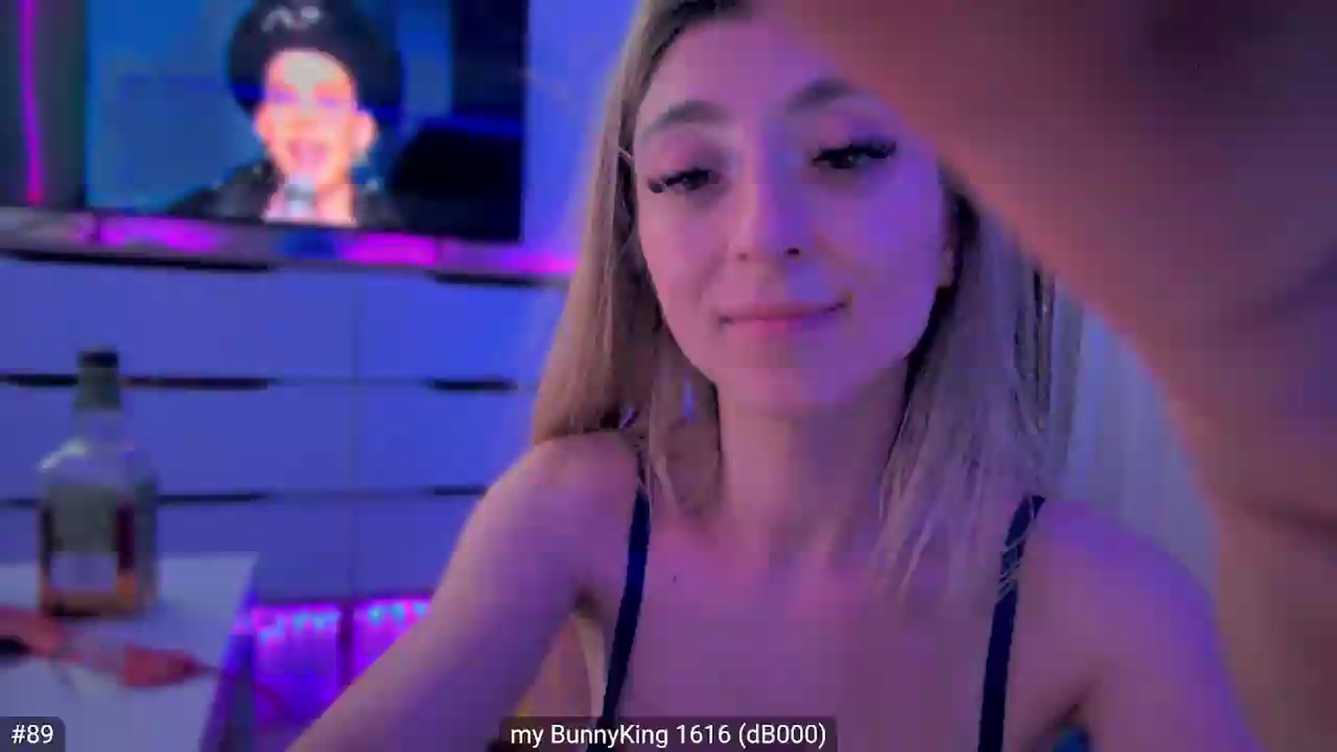 Gallery image thumbnail from hunny_bunny25's myfreecams stream on, 06/13/2026, 03:57 image 13 of 20