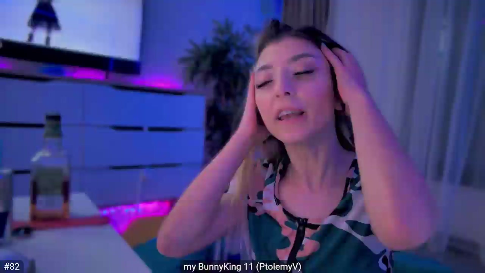Gallery image thumbnail from hunny_bunny25's myfreecams stream on, 06/13/2026, 07:09 image 11 of 20