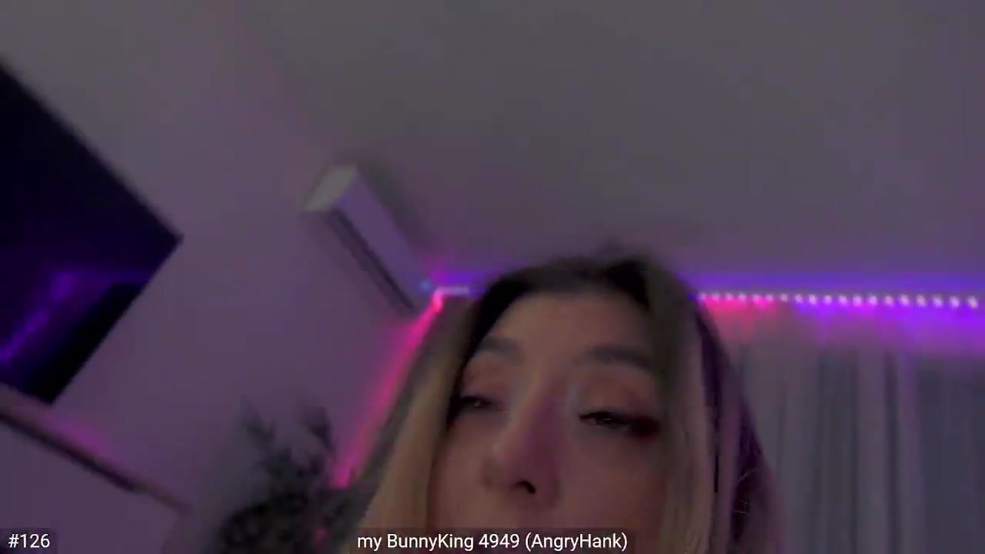 Gallery image thumbnail from hunny_bunny25's myfreecams stream on, 08/31/2026, 07:00 image 20 of 20