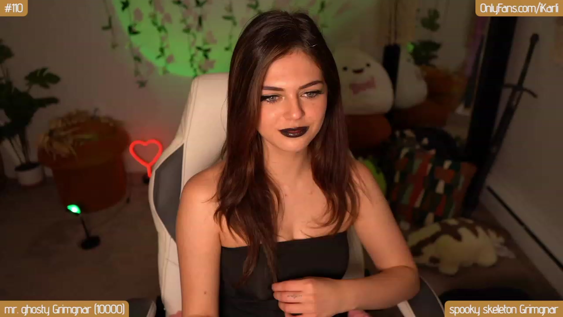 Gallery image thumbnail from iBellaSwan's myfreecams stream on, 10/27/2023, 08:53 image 15 of 20