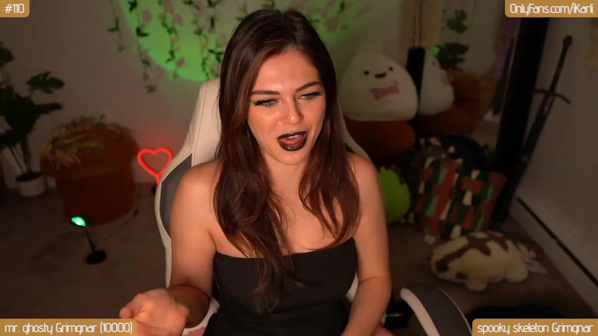 Gallery image thumbnail from iBellaSwan's myfreecams stream on, 10/27/2023, 08:53 image 11 of 20