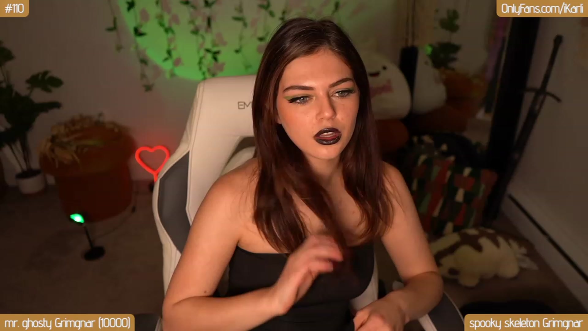 Gallery image thumbnail from iBellaSwan's myfreecams stream on, 10/27/2023, 08:53 image 18 of 20