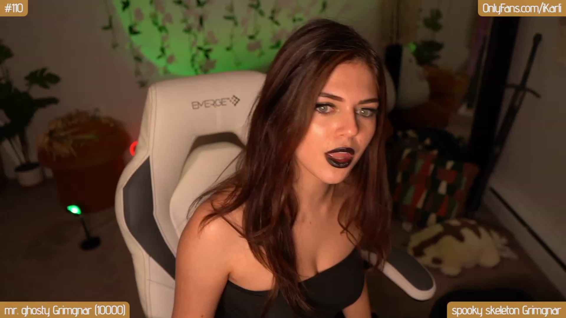 Gallery image thumbnail from iBellaSwan's myfreecams stream on, 10/27/2023, 08:53 image 5 of 20