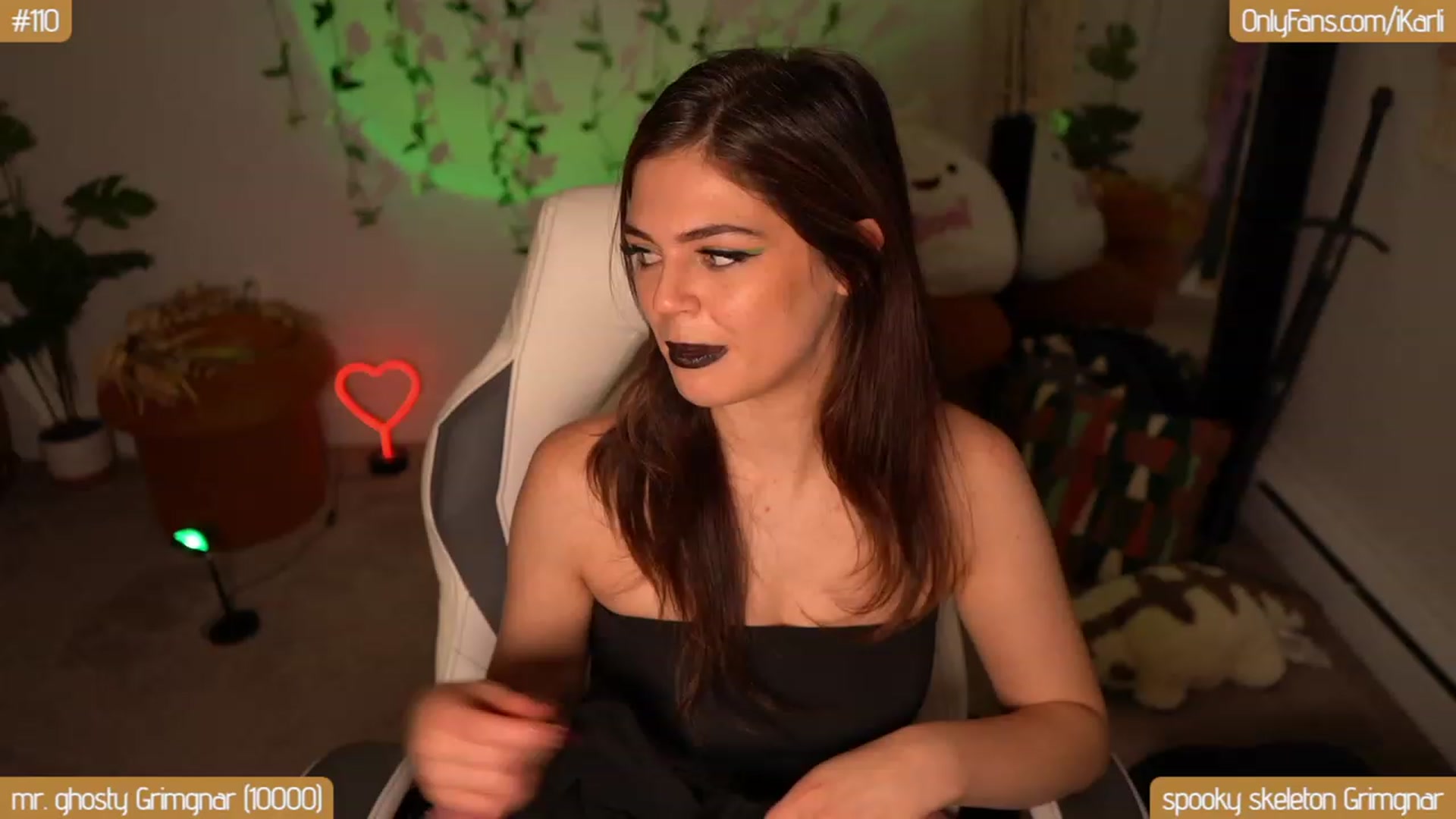 Gallery image thumbnail from iBellaSwan's myfreecams stream on, 10/27/2023, 08:53 image 19 of 20