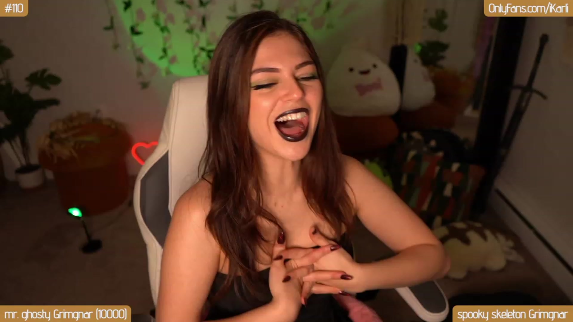 Gallery image thumbnail from iBellaSwan's myfreecams stream on, 10/27/2023, 08:53 image 8 of 20