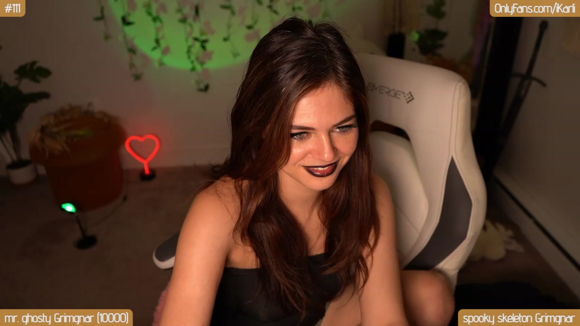 Gallery image thumbnail from iBellaSwan's myfreecams stream on, 10/27/2023, 12:13 image 6 of 20