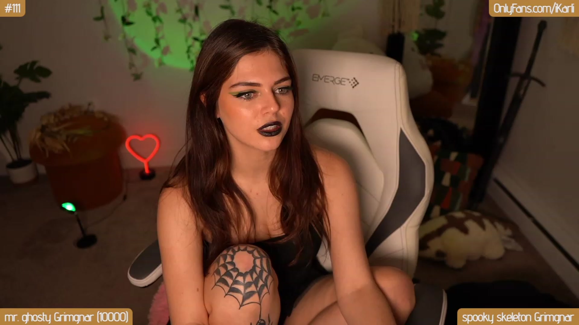 Gallery image thumbnail from iBellaSwan's myfreecams stream on, 10/27/2023, 12:13 image 5 of 20