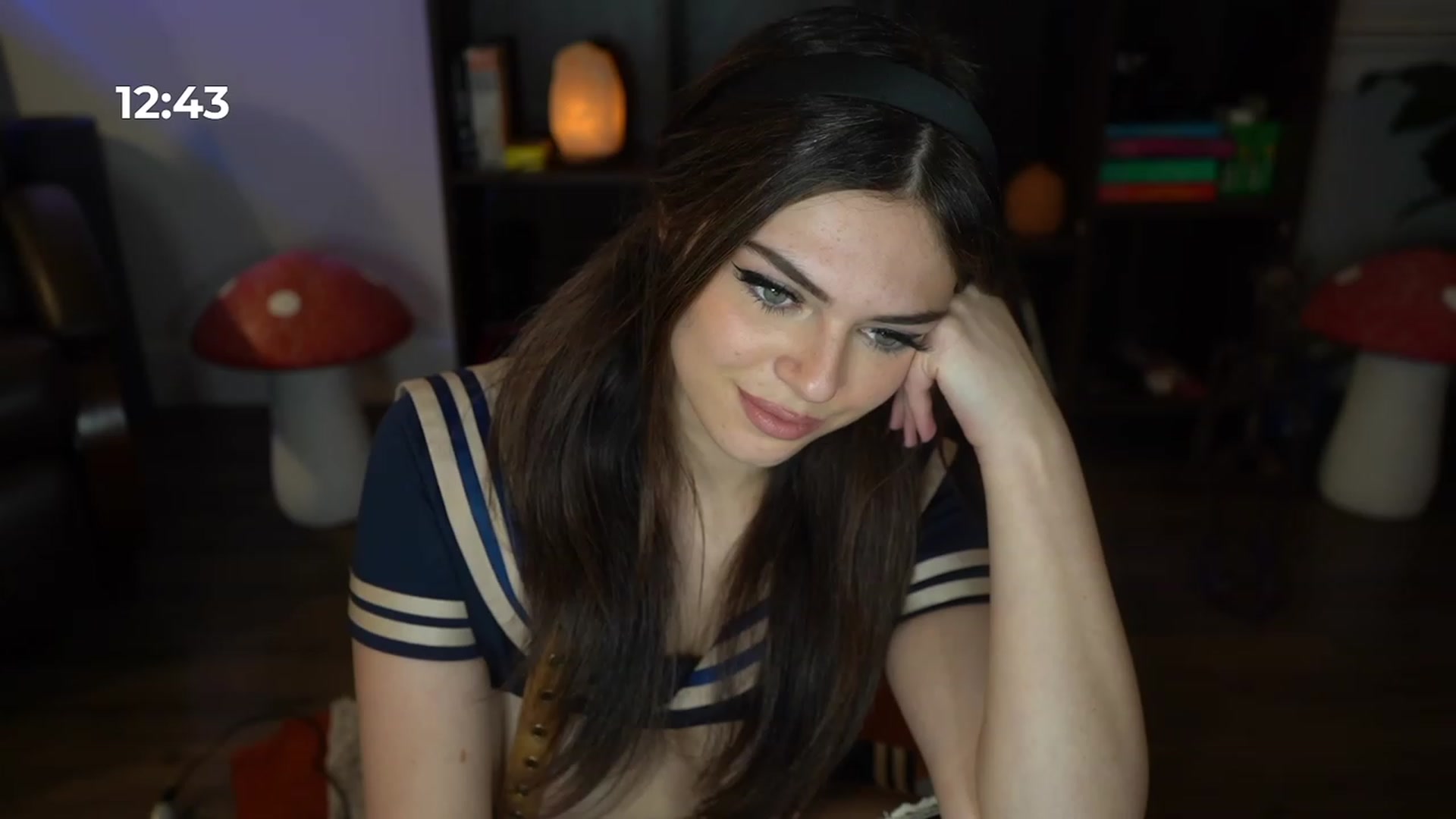 Gallery image thumbnail from iKarlenstein's myfreecams stream on, 10/07/2023, 06:25 image 7 of 20