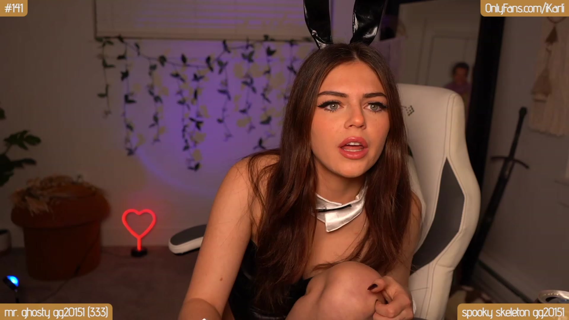 Gallery image thumbnail from iKarlenstein's myfreecams stream on, 10/20/2023, 05:55 image 4 of 20