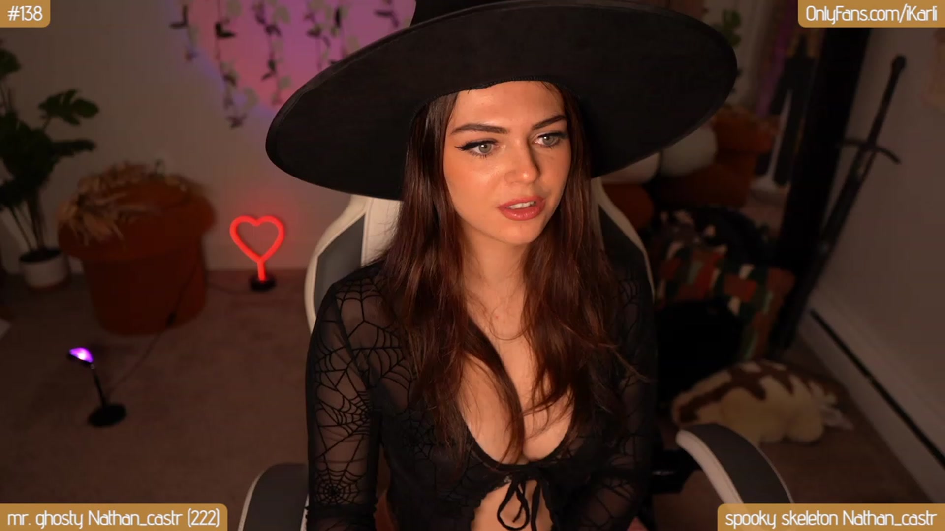 Gallery image thumbnail from iKarlenstein's myfreecams stream on, 10/24/2023, 07:45 image 13 of 20