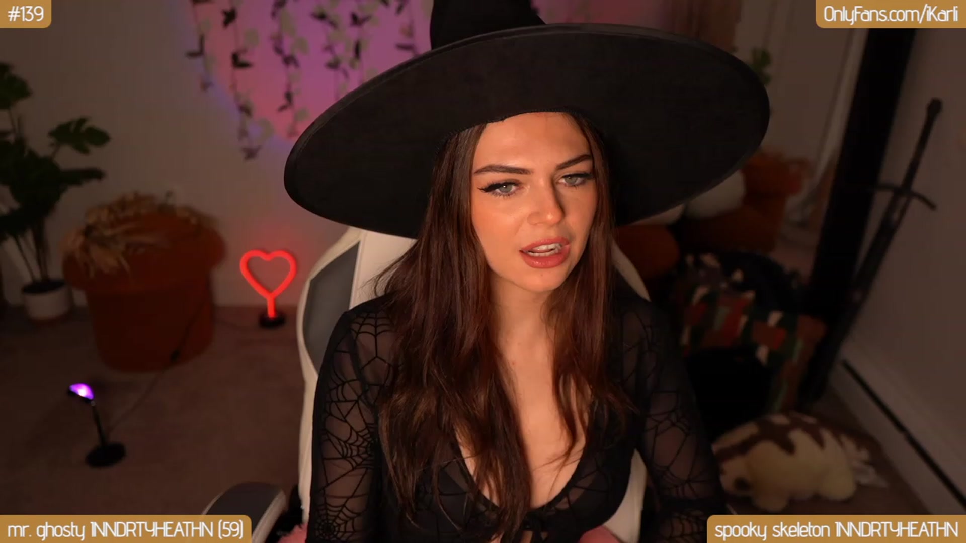 Gallery image thumbnail from iKarlenstein's myfreecams stream on, 10/24/2023, 07:45 image 1 of 20