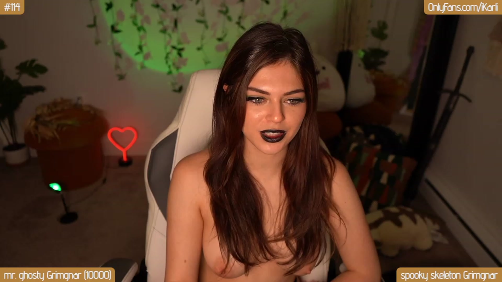 Gallery image thumbnail from iKarlenstein's myfreecams stream on, 10/27/2023, 08:40 image 13 of 20