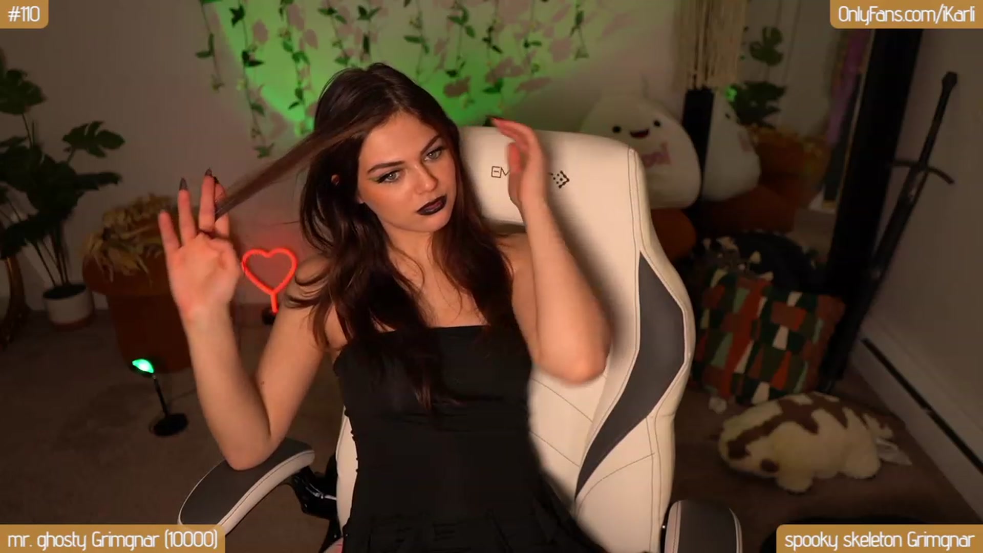 Gallery image thumbnail from iKarlenstein's myfreecams stream on, 10/27/2023, 08:40 image 20 of 20