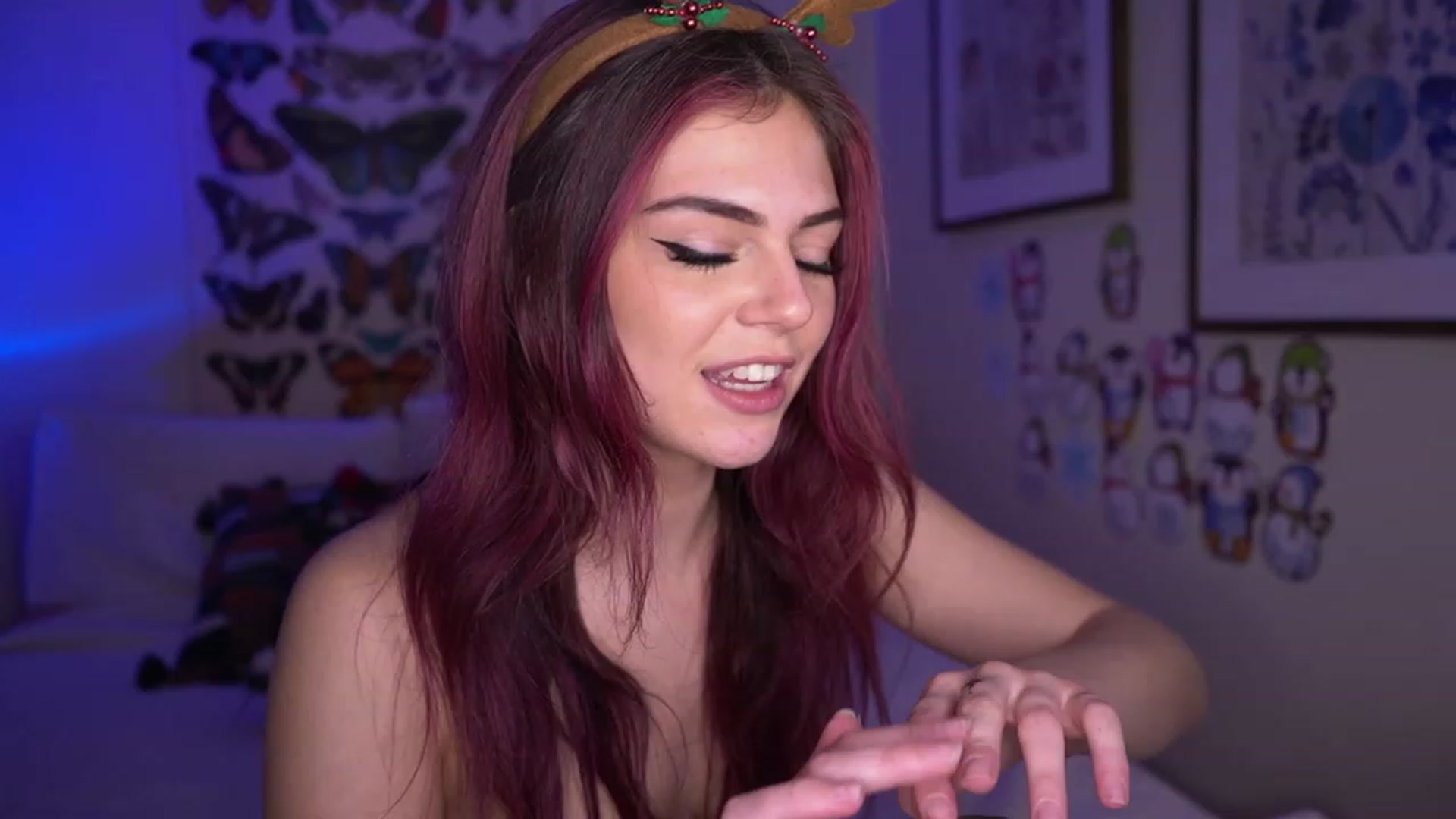 Gallery image thumbnail from iKarli's myfreecams stream on, 12/02/2022, 09:19 image 4 of 20