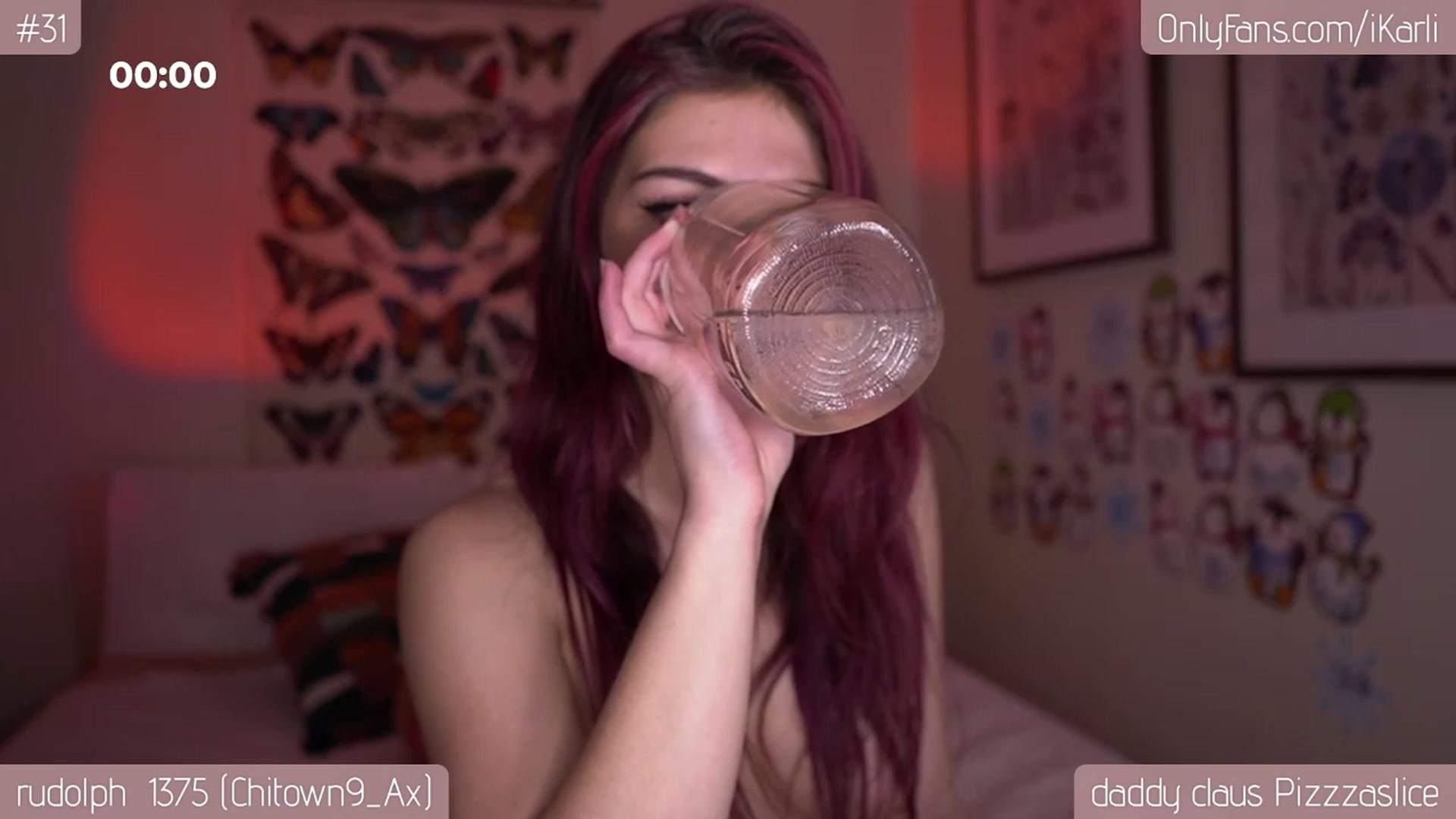 Gallery image thumbnail from iKarli's myfreecams stream on, 12/03/2022, 12:10 image 9 of 20