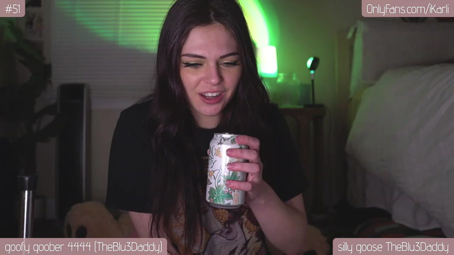 Gallery image thumbnail from iKarli's myfreecams stream on, 03/18/2023, 13:02 image 12 of 20