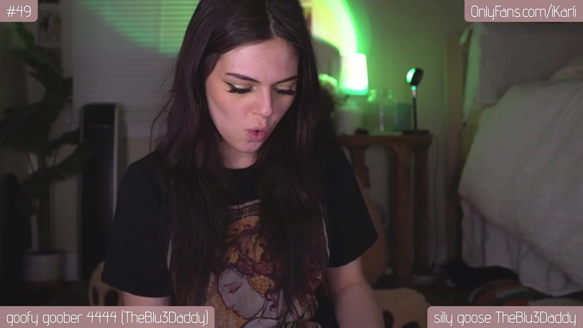Gallery image thumbnail from iKarli's myfreecams stream on, 03/18/2023, 13:18 image 6 of 20