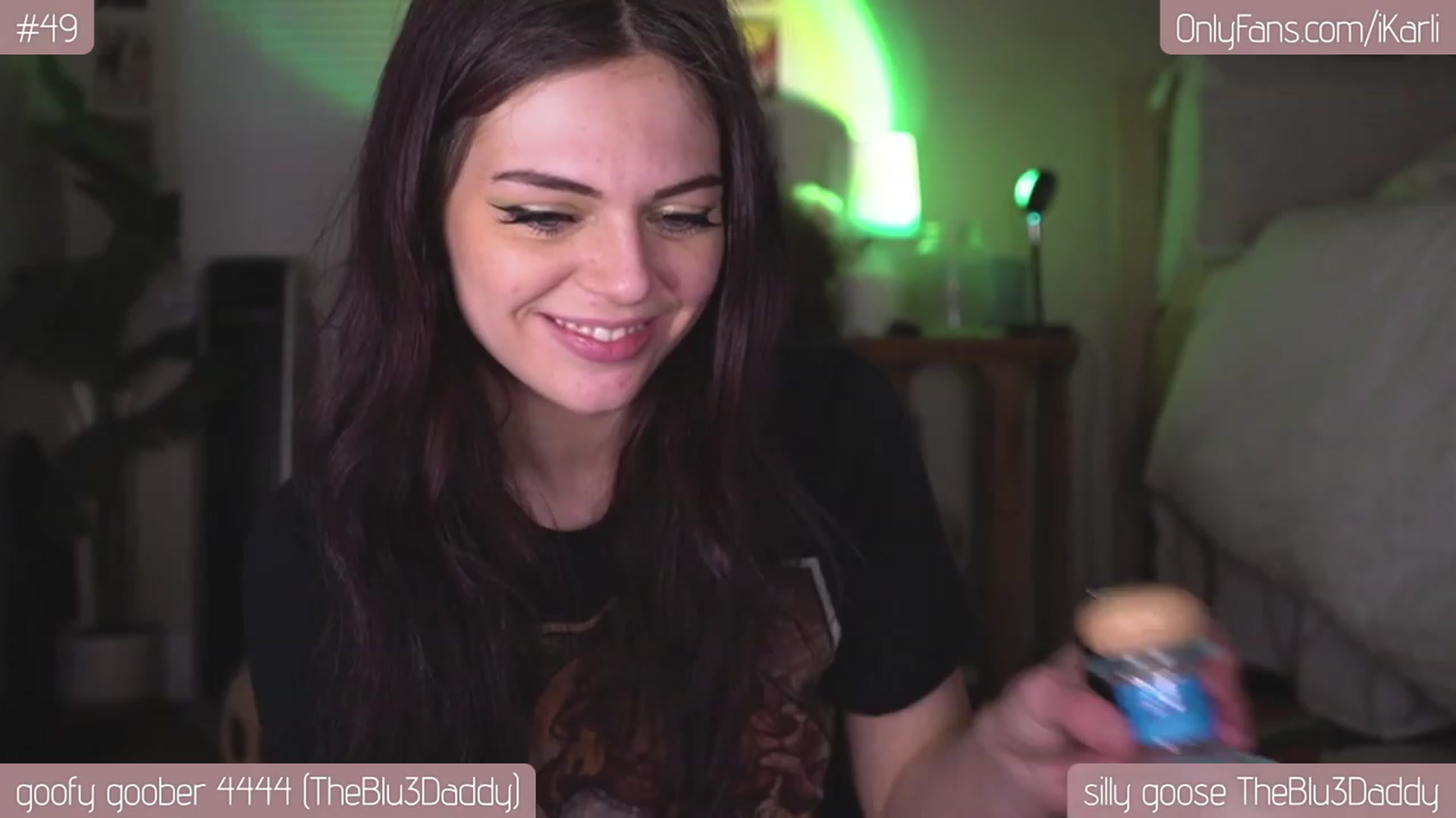 Gallery image thumbnail from iKarli's myfreecams stream on, 03/18/2023, 13:18 image 7 of 20